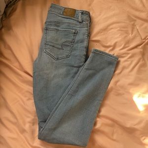 super cute american eagle jeans!